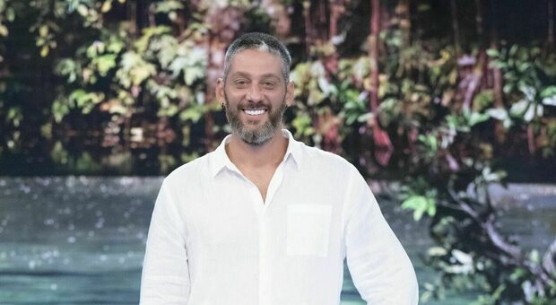 https://statics.cedscdn.it/photos/MED/2025/05/12/8831239_12142516_edoardo_tavassi.jpg