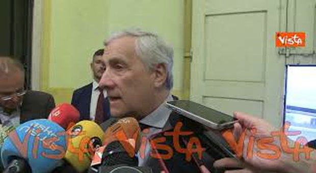 https://statics.cedscdn.it/photos/MED/2025/05/13/8833785_poster.jpg
