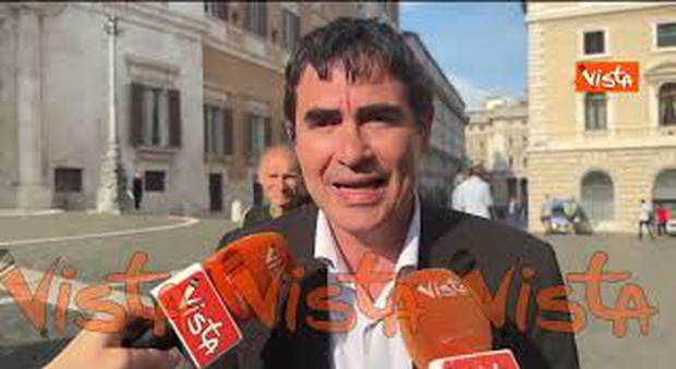 https://statics.cedscdn.it/photos/MED/2025/05/14/8836004_poster.jpg