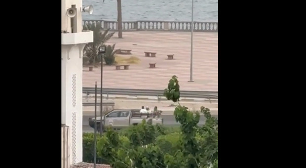 https://statics.cedscdn.it/photos/MED/2025/05/14/8836169_14214500_tripoli2.jpg