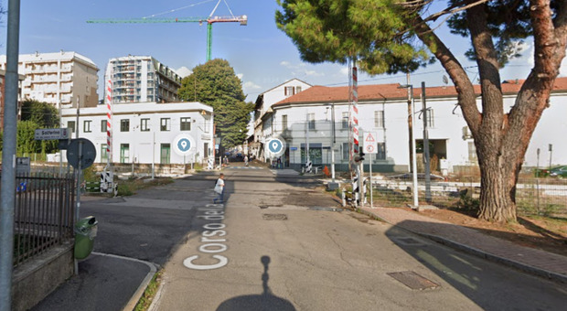 https://statics.cedscdn.it/photos/MED/2025/05/15/8837654_15105950_travolta_da_un_treno_a_cesano_maderno_muore_ragazza_di_14_anni_cosa_e_successo.jpg