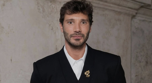 https://statics.cedscdn.it/photos/MED/2025/05/15/8837668_15111109_de_martino.jpg