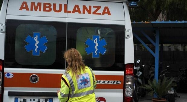 https://statics.cedscdn.it/photos/MED/2025/05/15/8837903_15152021_uccide_compagna_coltellate_confessa_civitavecchia_roma_oggi_15_5_2025_2_.jpg