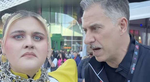 https://statics.cedscdn.it/photos/MED/2025/05/15/8838292_15234324_eurovision.jpg