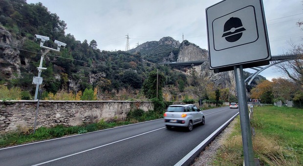 https://statics.cedscdn.it/photos/MED/2025/05/16/8839971_16131007_autovelox_sequestrati_riattivati_comune_altvelox_denuncia_brugnaro_pellos_agostini.jpg