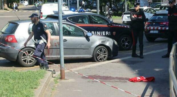 https://statics.cedscdn.it/photos/MED/2025/05/17/8841842_17093443_tredicenne_accoltellato_cane_morto_arresto_uomo_milano_17_5_2025.jpg