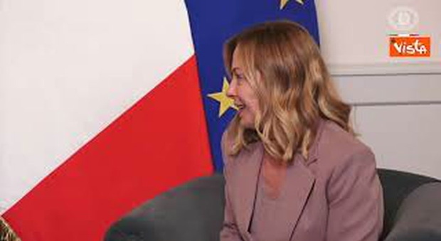 https://statics.cedscdn.it/photos/MED/2025/05/17/8842258_poster.jpg