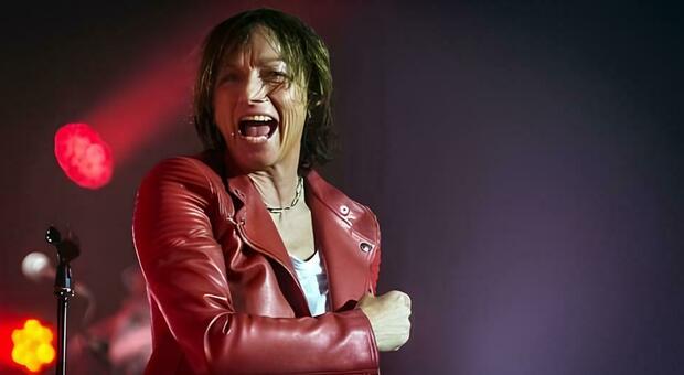 https://statics.cedscdn.it/photos/MED/2025/05/18/8843815_18112650_nannini_gianna.jpg