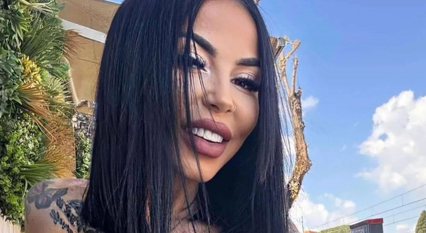 https://statics.cedscdn.it/photos/MED/2025/05/18/8844082_18173209_denisa_maria_adas_30_anni.jpg