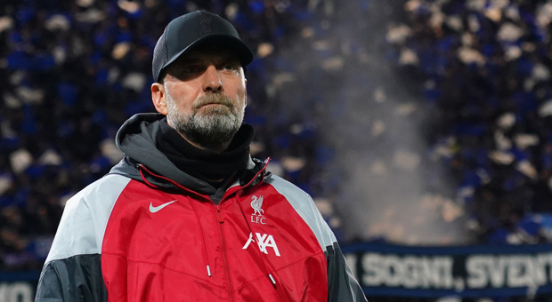 https://statics.cedscdn.it/photos/MED/2025/05/19/8845677_19151533_roma_klopp_allenatore_friedkin_oggi_19_5_2025.jpg