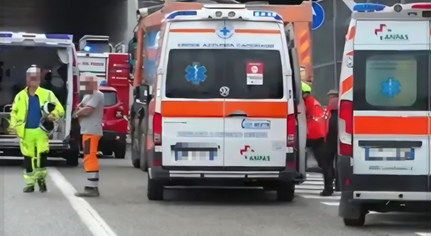 https://statics.cedscdn.it/photos/MED/2025/05/19/8845843_19174748_incidente.jpg