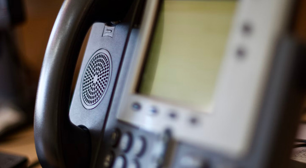 https://statics.cedscdn.it/photos/MED/2025/05/20/8847549_20105609_spagna_blackout_linee_telefoniche.jpg