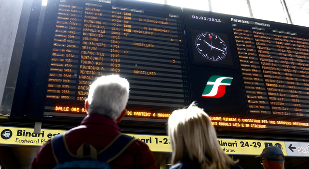 https://statics.cedscdn.it/photos/MED/2025/05/20/8847752_20134829_treni_ritardi_estate_lavori_linea_rfi_oggi_20_5_2025.jpg
