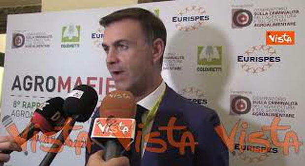 https://statics.cedscdn.it/photos/MED/2025/05/20/8847756_poster.jpg