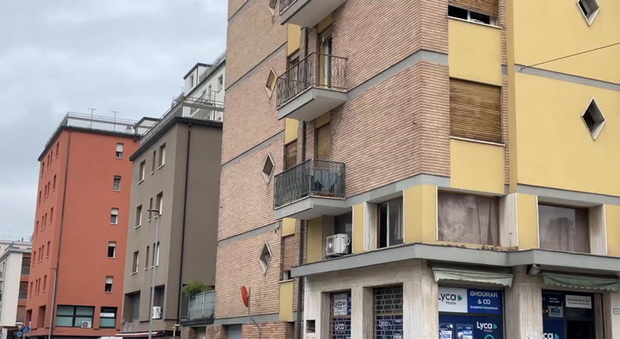 https://statics.cedscdn.it/photos/MED/2025/05/20/8848332_poster.jpg