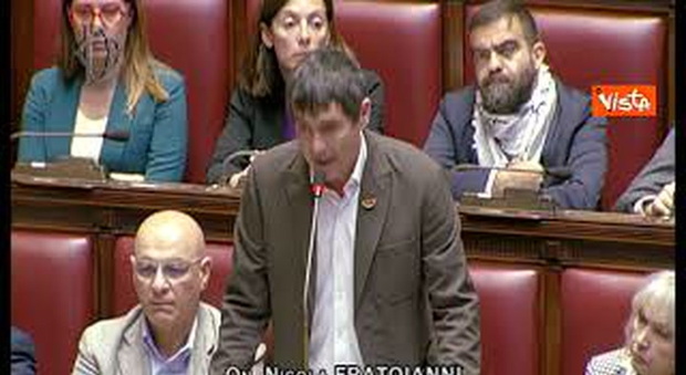 https://statics.cedscdn.it/photos/MED/2025/05/21/8849850_poster.jpg