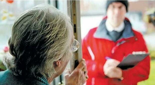 «Sta per esplodere la sua casa». Falso tecnico dell'acqua spilla all'anziana gioielli per seimila euro «Sta per esplodere la sua casa». Falso tecnico dell'acqua spilla all'anziana gioielli per seimila euro