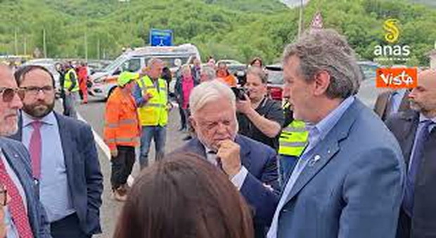 https://statics.cedscdn.it/photos/MED/2025/05/22/8852703_poster.jpg