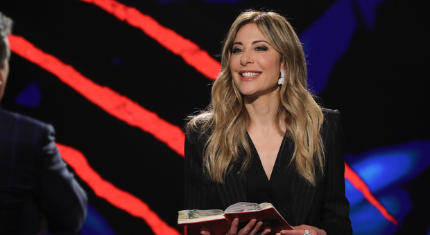 https://statics.cedscdn.it/photos/MED/2025/05/23/8854096_23091322_francescafagnani.jpg