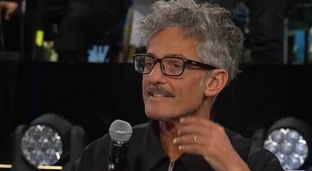Fiorello punta Domenica In: «Mi piacerebbe, ma non come l'ha fatto Mara Venier. Quando? Ci dobbiamo sbrigare»