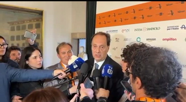 https://statics.cedscdn.it/photos/MED/2025/05/24/8856603_poster.jpg