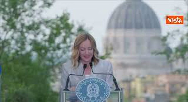 https://statics.cedscdn.it/photos/MED/2025/05/26/8860260_poster.jpg