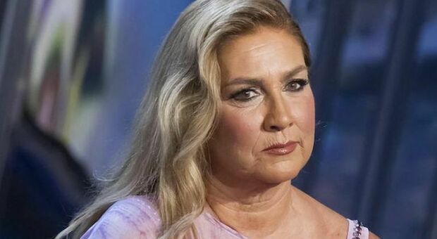 https://statics.cedscdn.it/photos/MED/2025/05/29/8866069_29102705_romina_power_cachet_sognando_ballando_oggi.jpg