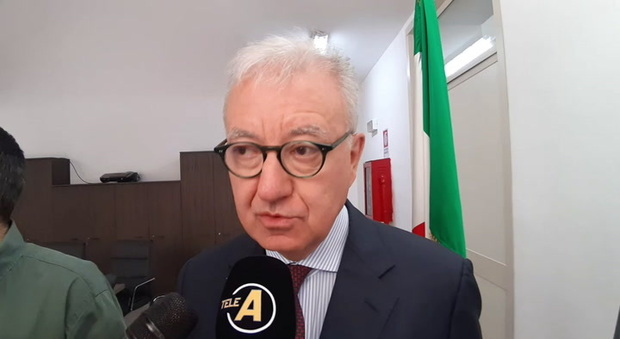 https://statics.cedscdn.it/photos/MED/2025/05/30/8868508_poster.jpg
