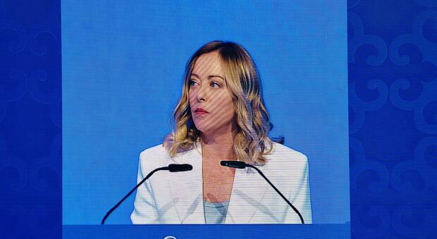 https://statics.cedscdn.it/photos/MED/2025/05/31/8870523_31200630_giorgia_meloni_minacce_figlia.jpg