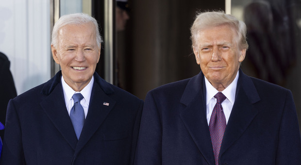 https://statics.cedscdn.it/photos/MED/2025/06/02/8873689_02104336_joe_biden_morto_giustiziato_clone_senza_anima_cervello_donald_trump_oggi_2_6_2025.jpg