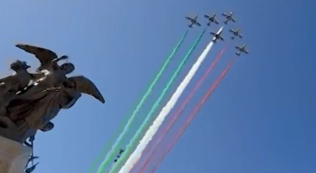 https://statics.cedscdn.it/photos/MED/2025/06/02/8873761_02123238_myfilename.jpg