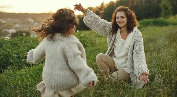 https://statics.cedscdn.it/photos/MED/2025/06/03/8875608_03115725_giovani_vogliono_figli_nascite_minimo_storico_diventare_genitori_poverta_istat_oggi_3_6_2025.jpg