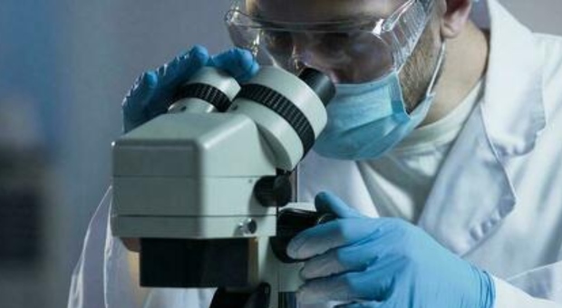 https://statics.cedscdn.it/photos/MED/2025/06/05/8880625_05164543_hiv_cura_mrna_vaccini_covid_siamo_rimasti_bocca_aperta_melburne_oggi_5_6_2025.jpg