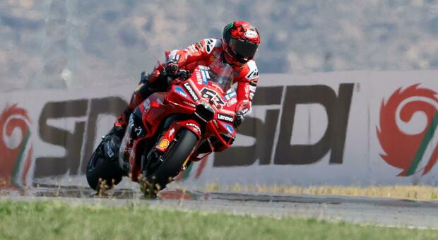 https://statics.cedscdn.it/photos/MED/2025/06/08/8886132_08145235_pagelle_moto_gp.jpg