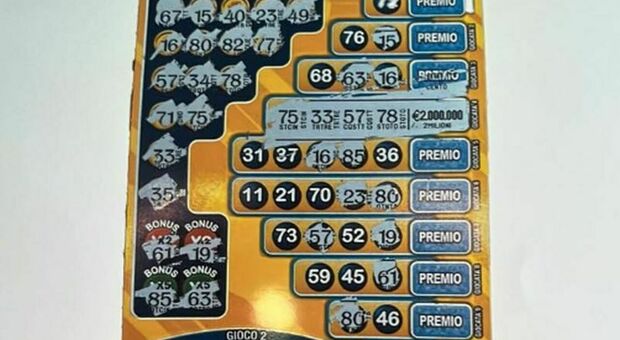 https://statics.cedscdn.it/photos/MED/2025/06/09/8887468_09082808_vince_gratta_e_vinci_soldi_compra_un_altro_vincita_milioni_castelnuovo_garfagnana_lucca_oggi_9_6_2025.jpg