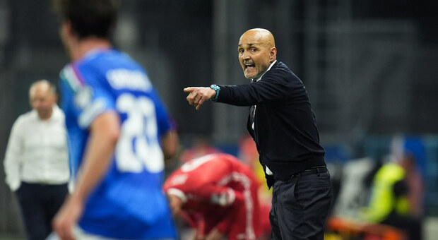 https://statics.cedscdn.it/photos/MED/2025/06/09/8888253_09225538_spalletti_1.jpg