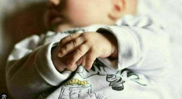 https://statics.cedscdn.it/photos/MED/2025/06/10/8889390_10072920_pietro_bambino.jpg