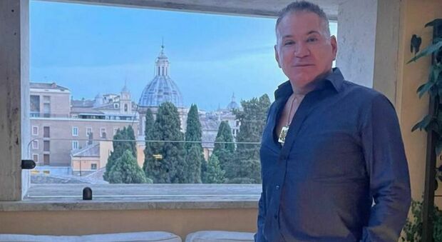 https://statics.cedscdn.it/photos/MED/2025/06/11/8891922_11155309_donna_morta_liposuzione_roma_clinica_senza_defibrillatore_oggi_11_6_2025.jpg