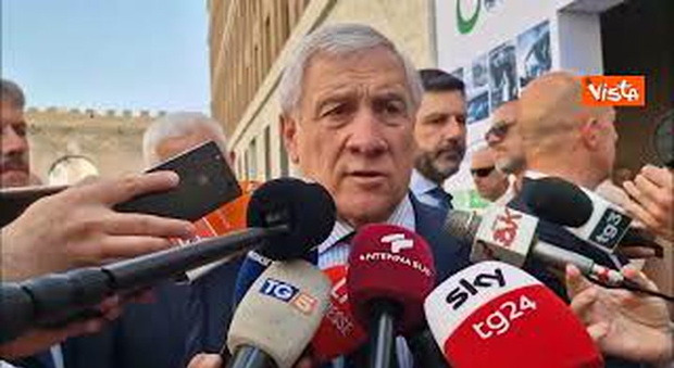 https://statics.cedscdn.it/photos/MED/2025/06/11/8892004_poster.jpg