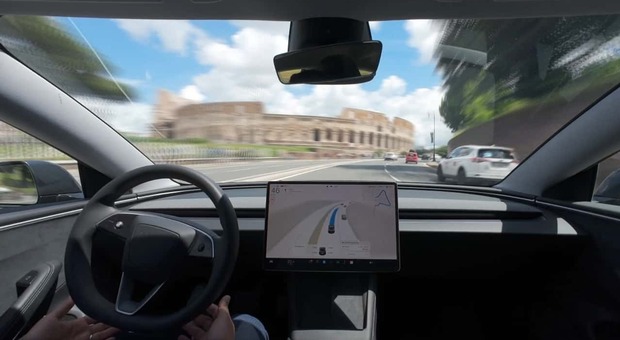 https://statics.cedscdn.it/photos/MED/2025/06/12/8894146_12164329_tesla_testa_il_fsd_a_roma.jpg