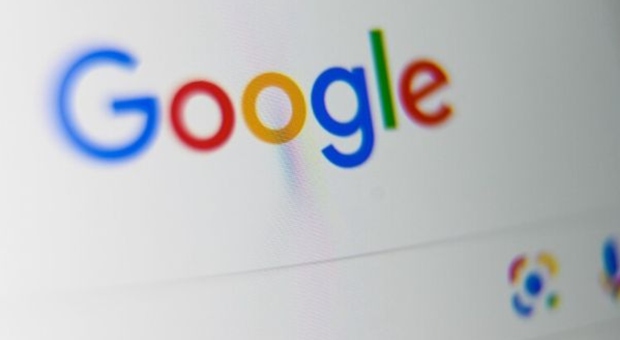 https://statics.cedscdn.it/photos/MED/2025/06/12/8894437_12204750_google_down_twitch_discord_oggi_12_6_2025.jpg