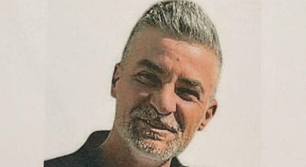 https://statics.cedscdn.it/photos/MED/2025/06/13/8895896_13095957_simone_morto.jpg