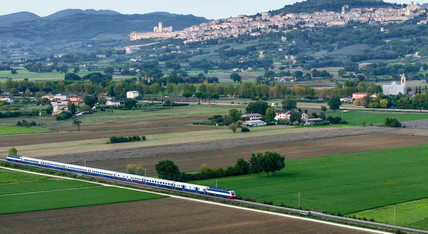 https://statics.cedscdn.it/photos/MED/2025/06/13/8896247_13154238_espresso_tti.jpg