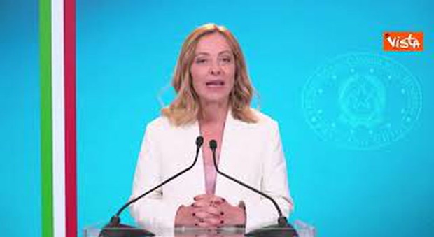 https://statics.cedscdn.it/photos/MED/2025/06/13/8896289_poster.jpg