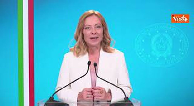 https://statics.cedscdn.it/photos/MED/2025/06/13/8896295_poster.jpg