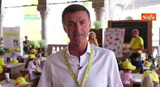 https://statics.cedscdn.it/photos/MED/2025/06/14/8897998_poster.jpg