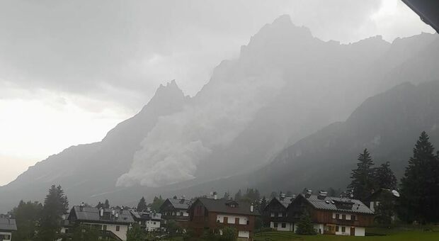 https://statics.cedscdn.it/photos/MED/2025/06/14/8898267_14172653_frana_croda_marcora_sorapiss_cortina_belluno.jpg