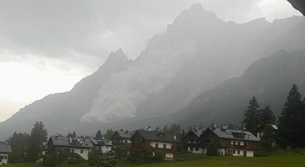 https://statics.cedscdn.it/photos/MED/2025/06/14/8898345_14184756_frana.jpg