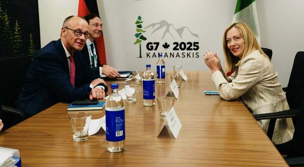 G7, vertice tra Meloni, Macron, Starmer e Merz: fronte comune su Medio Oriente e Ucraina G7, vertice tra Meloni, Macron, Starmer e Merz: fronte comune su Medio Oriente e Ucraina