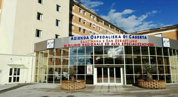 https://statics.cedscdn.it/photos/MED/2025/06/16/8901161_16091525_8321601_29080159_ospedale_caserta_13.jpg